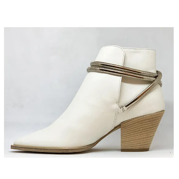 BOOTS ANN TUIL ATUIL